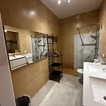 One Tenerife فيلة